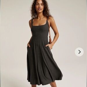 Beyond yoga Featherweight At The Ready Square Neck Dress